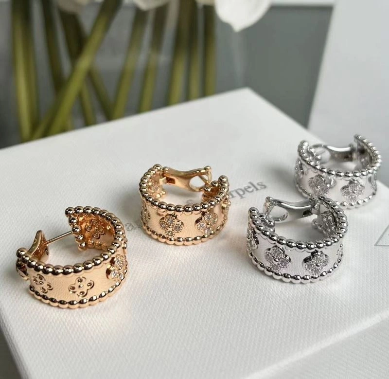 Vca Earrings GoodFit 255198