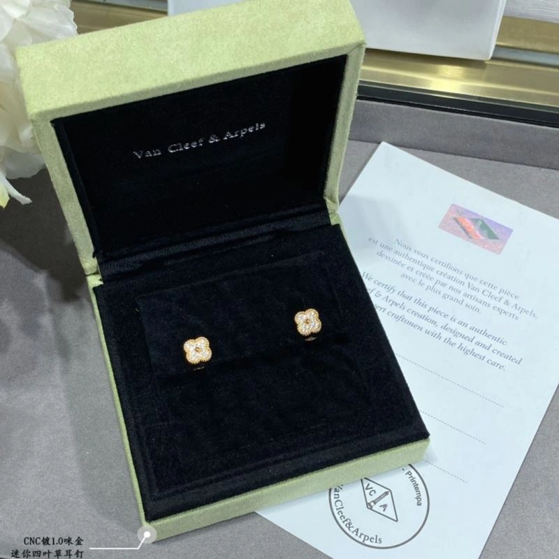 HighQuality Vca Earrings 255221