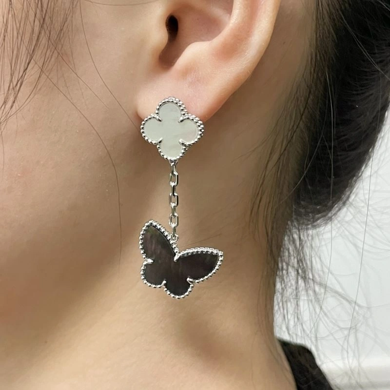 Vca Earrings SmoothTexture 255208