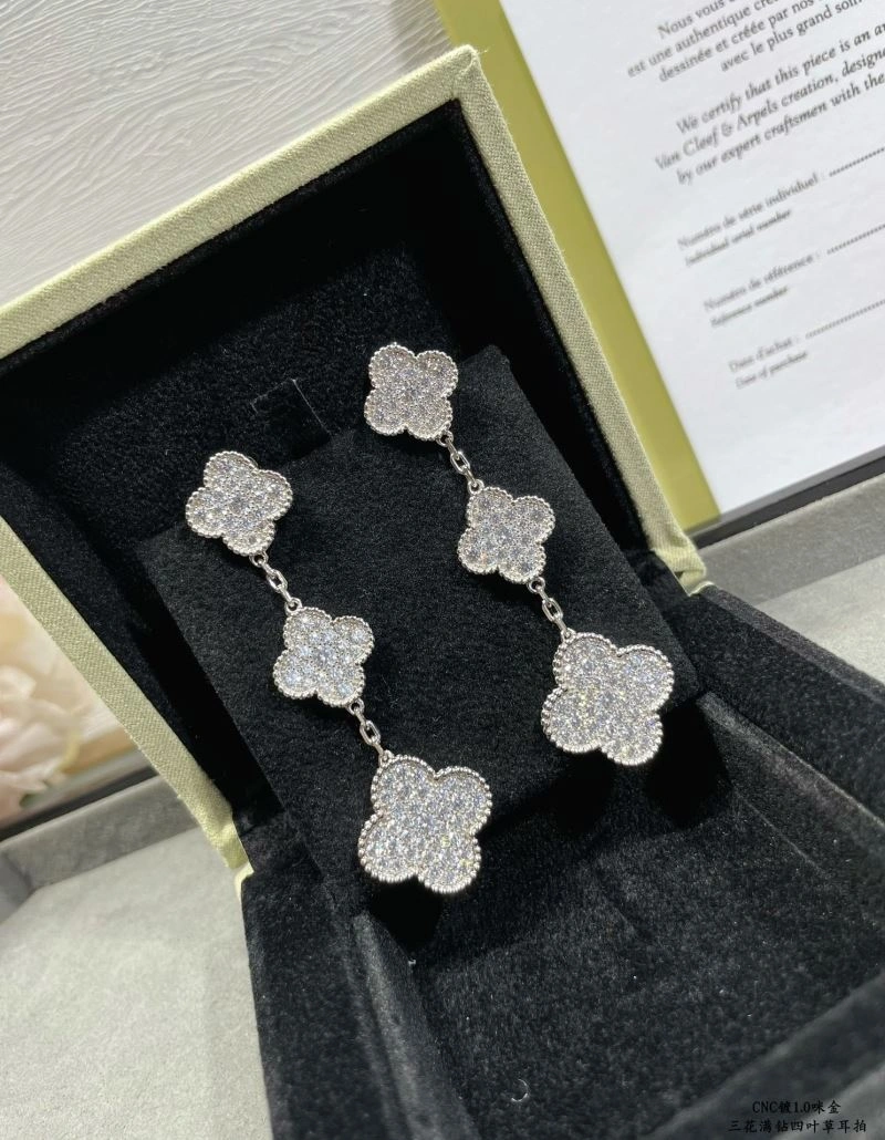 WrinkleFree Vca Earrings 255212
