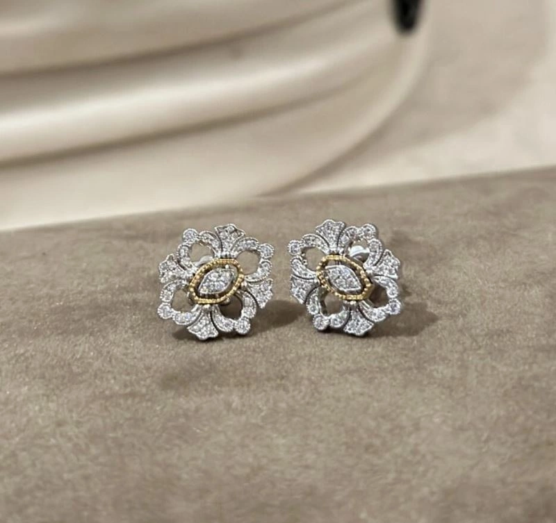 SunProtective Vca Earrings 255021