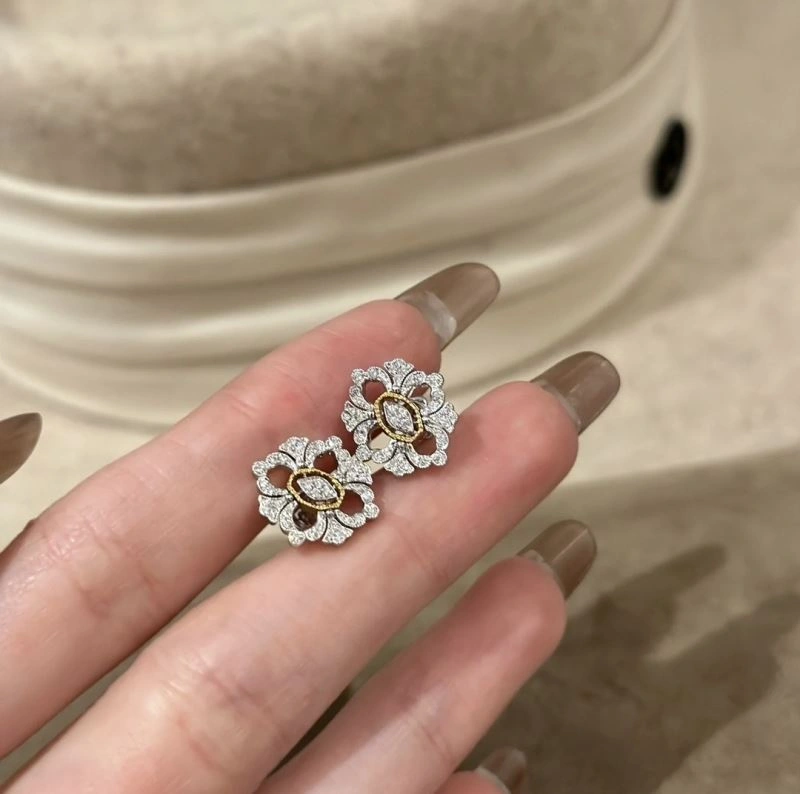 SunProtective Vca Earrings 255021