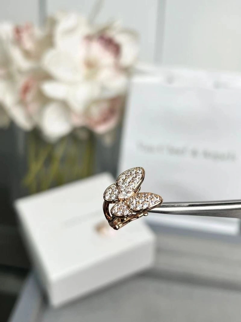 Comfortable Vca Earrings 255016