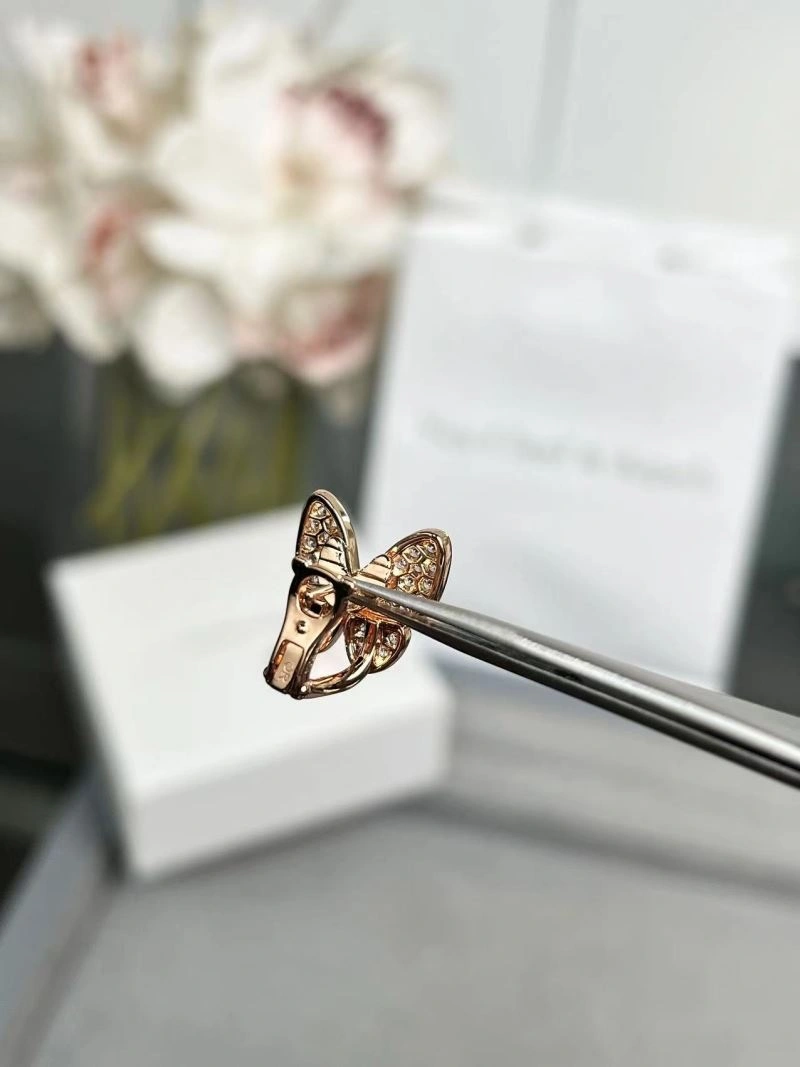 Comfortable Vca Earrings 255016