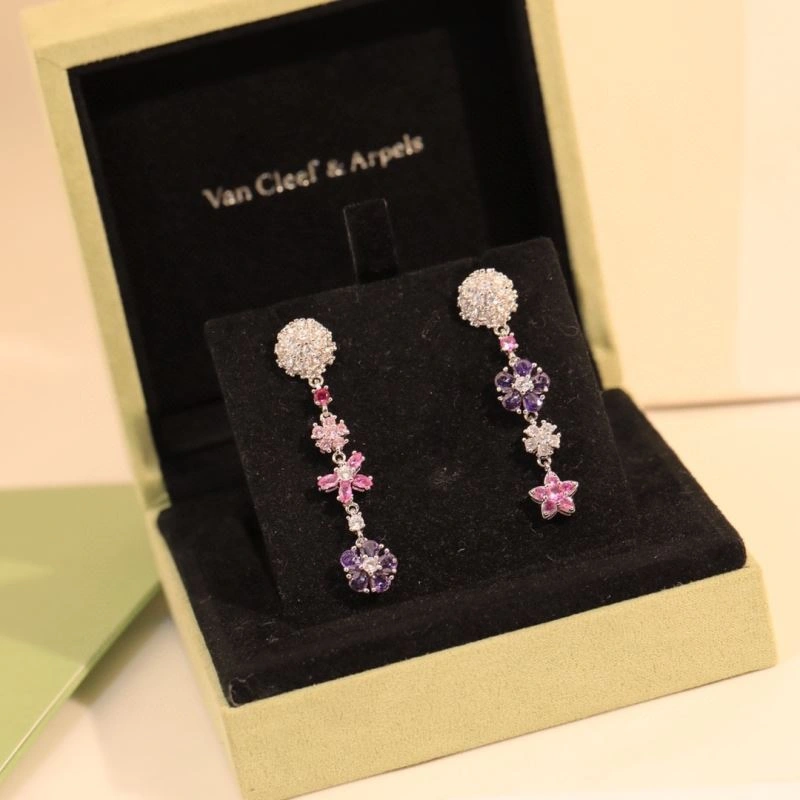 Neat Vca Earrings 255013