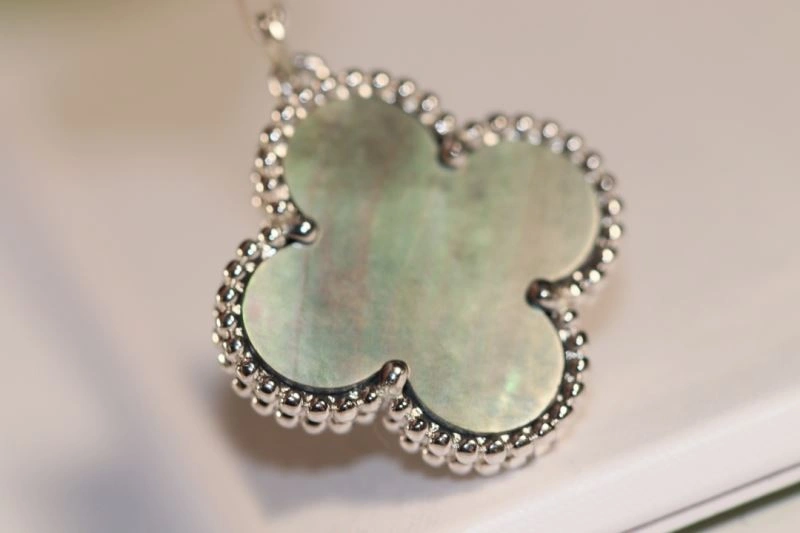 Vca Earrings TimelessDesign 254997