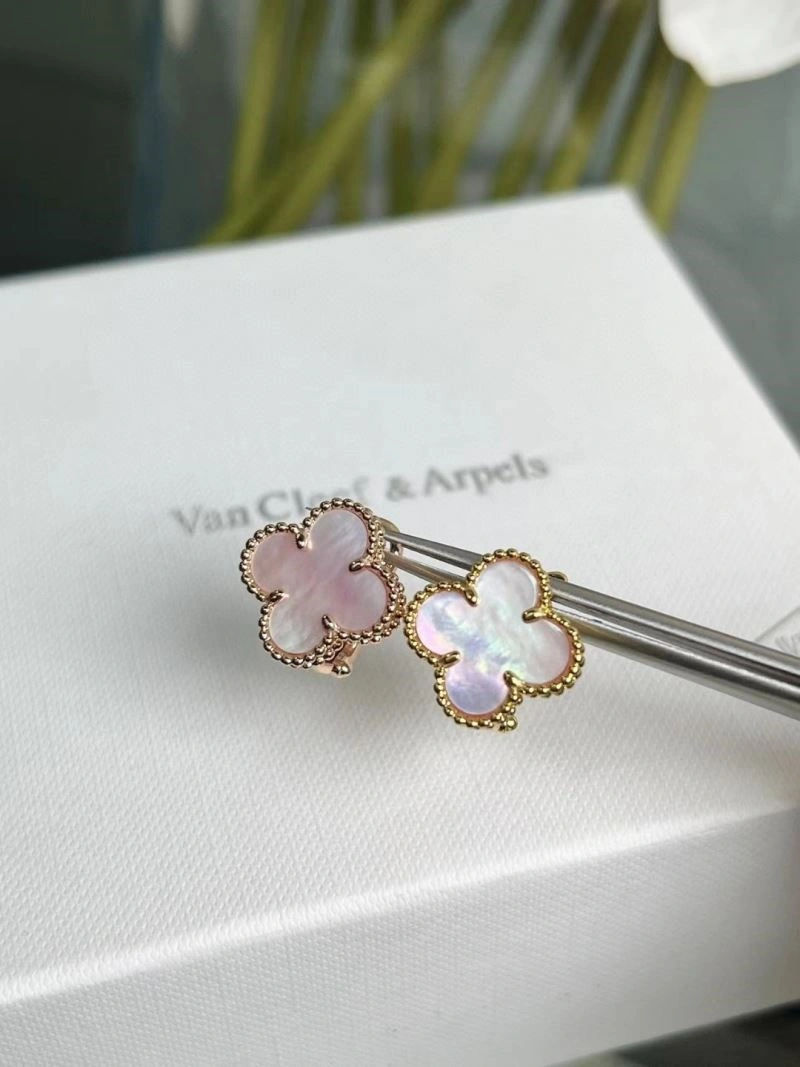 Vca Earrings WrinkleFree 254738