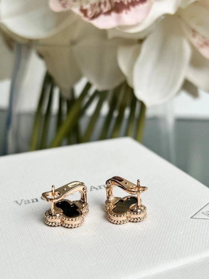 Youthful Vca Earrings 254747