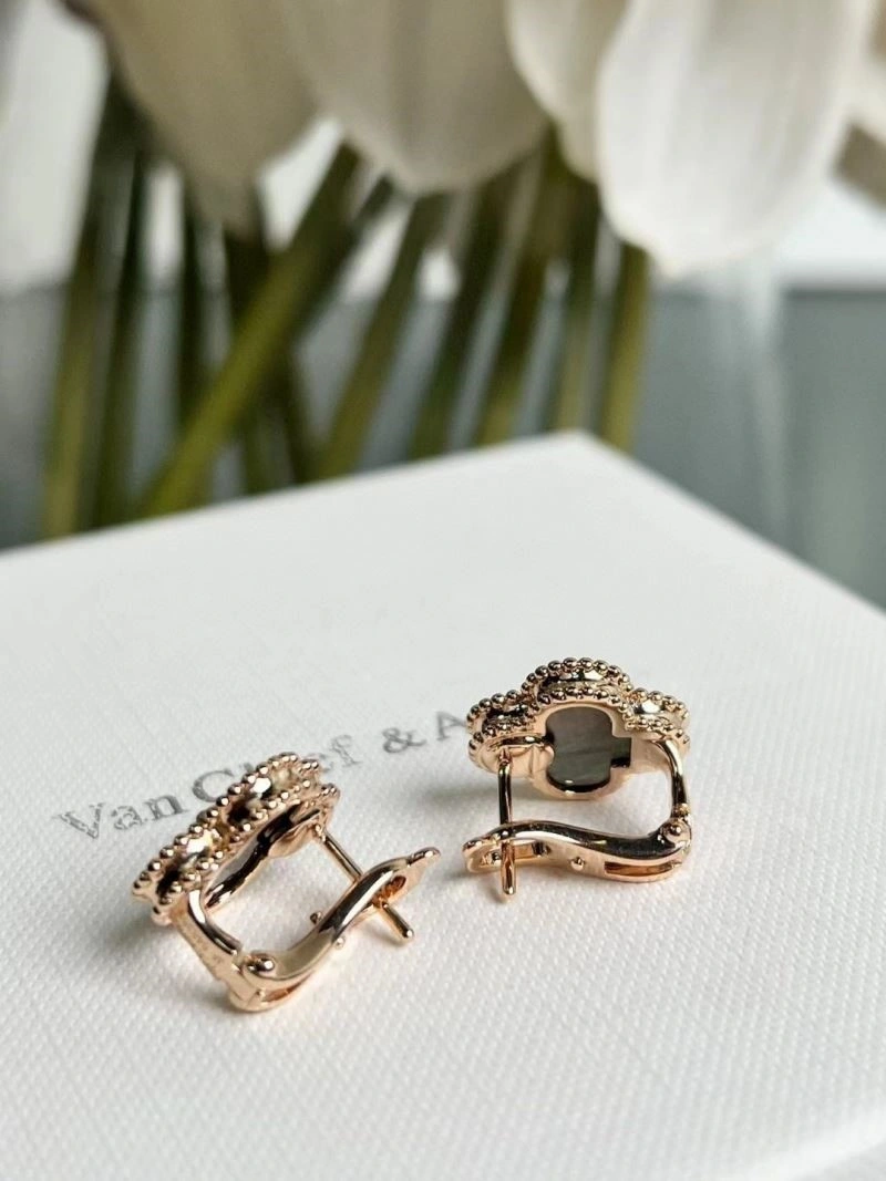 Youthful Vca Earrings 254747