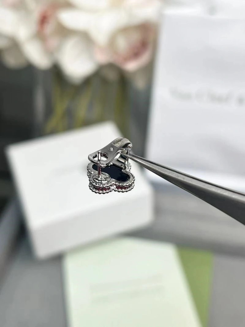 Timeless Vca Earrings 254733