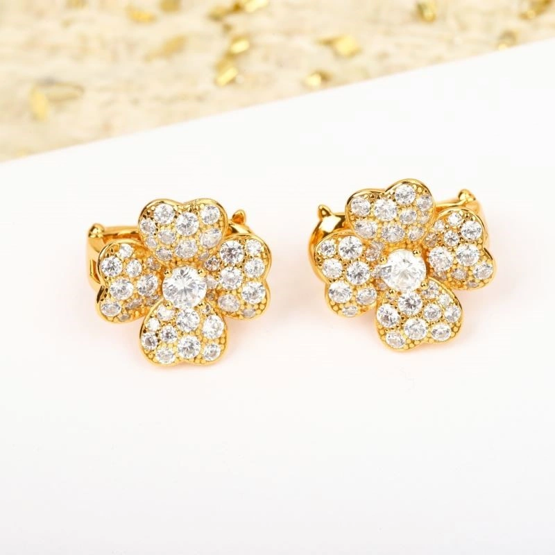 Vca Earrings Timeless 254762