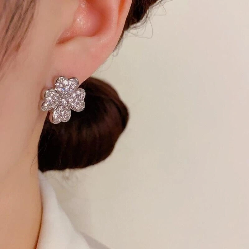 Vca Earrings Timeless 254762
