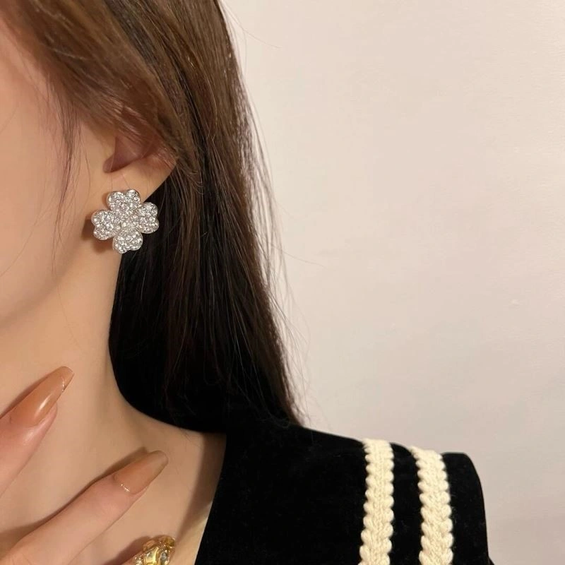 Vca Earrings Timeless 254762