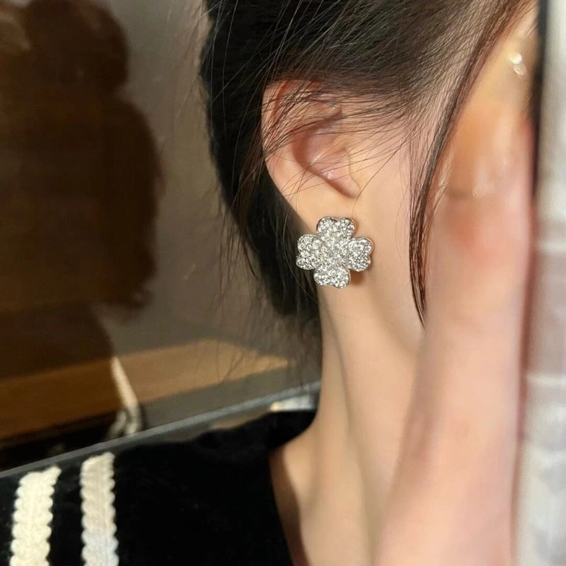 Vca Earrings Timeless 254762