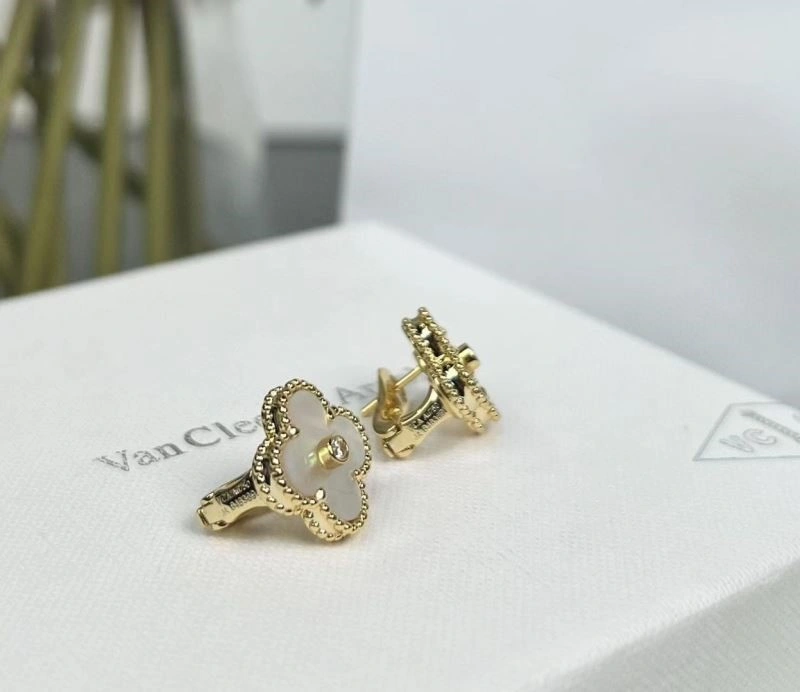 Vca Earrings Youthful 254755