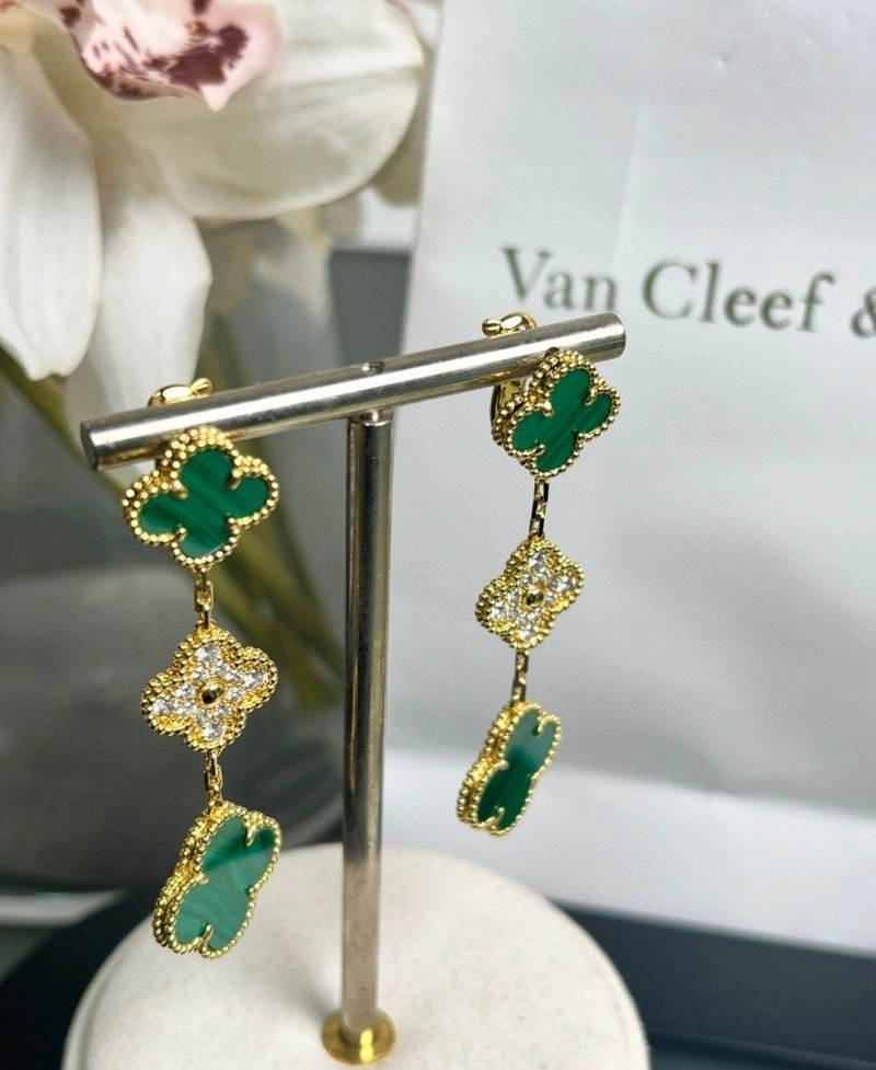 Vca Earrings Cozy 254750