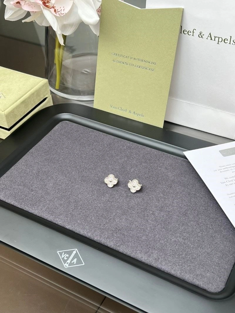 Vca Earrings QuickDry 254751