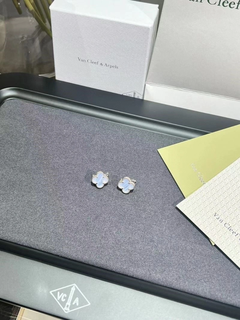 Vca Earrings Compact 254734