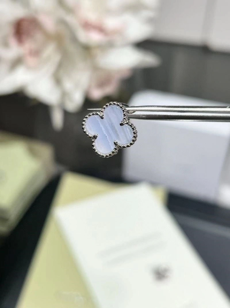 Vca Earrings Compact 254734