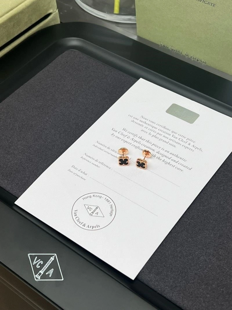 Vca Earrings Refined 254740