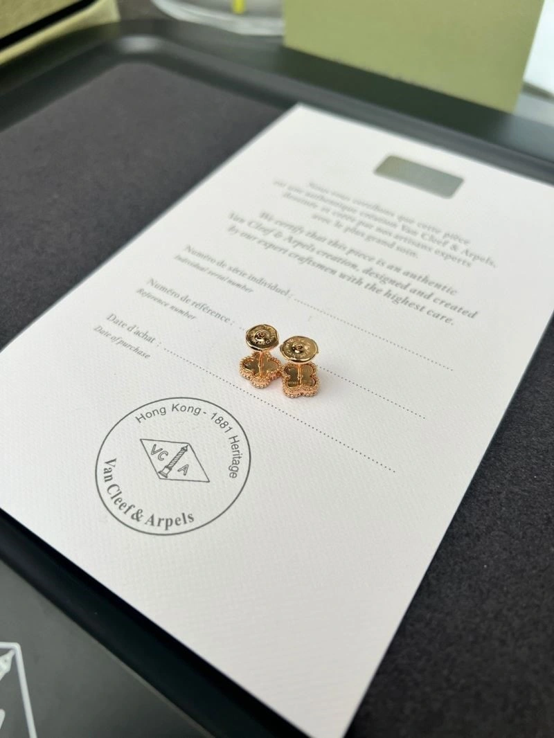Vca Earrings Refined 254740