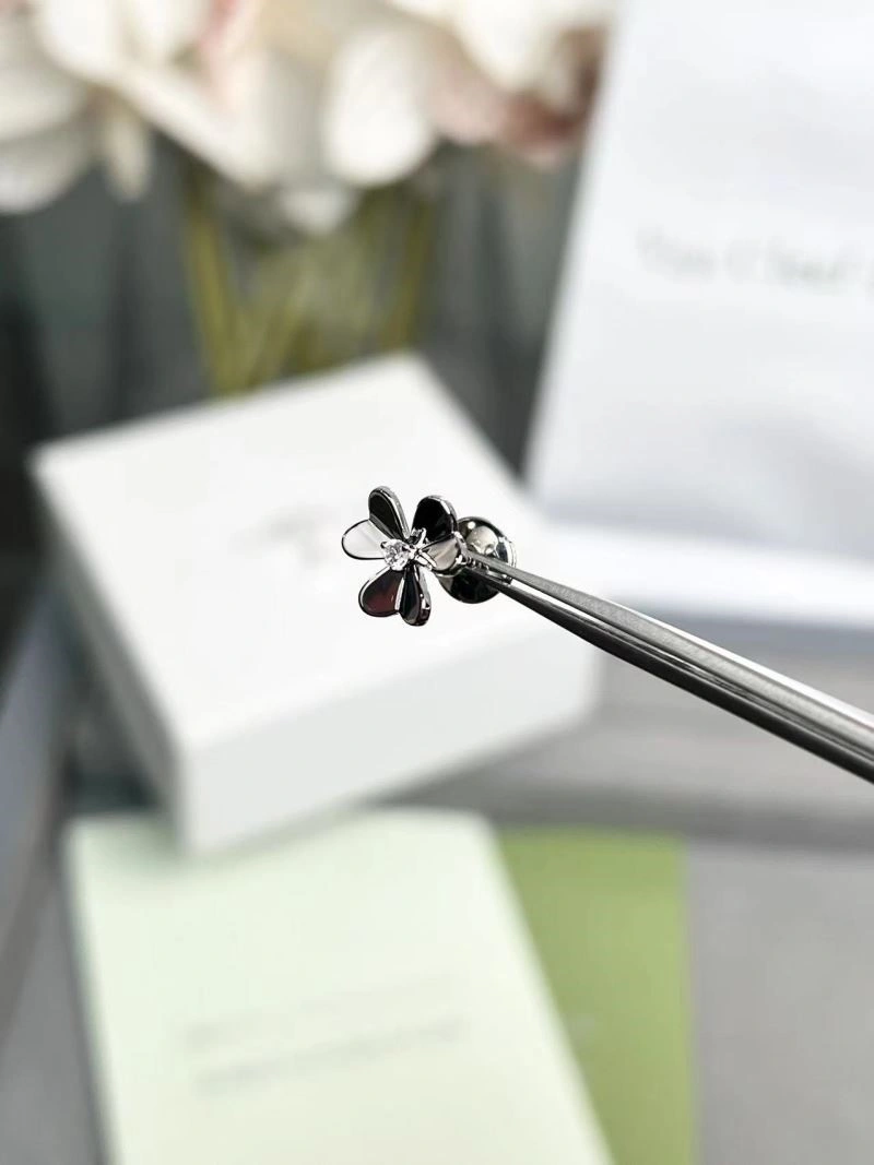 Vca Earrings Resilient 254727