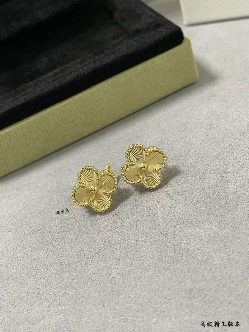 Vca Earrings WrinkleFree 254726