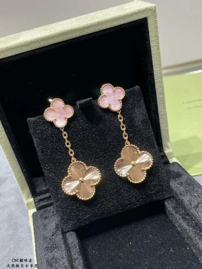 Trendy Vca Earrings 254723