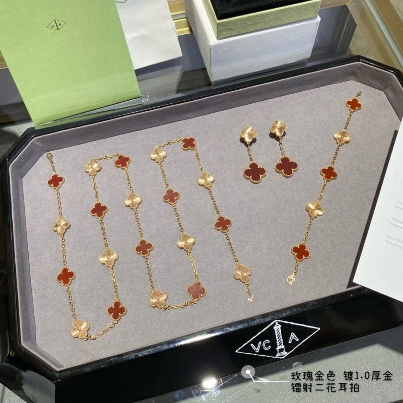 Vca Earrings UrbanStyle 254702