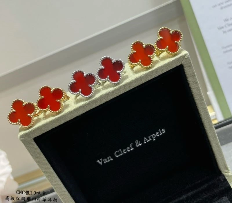HighQuality Vca Earrings 254716