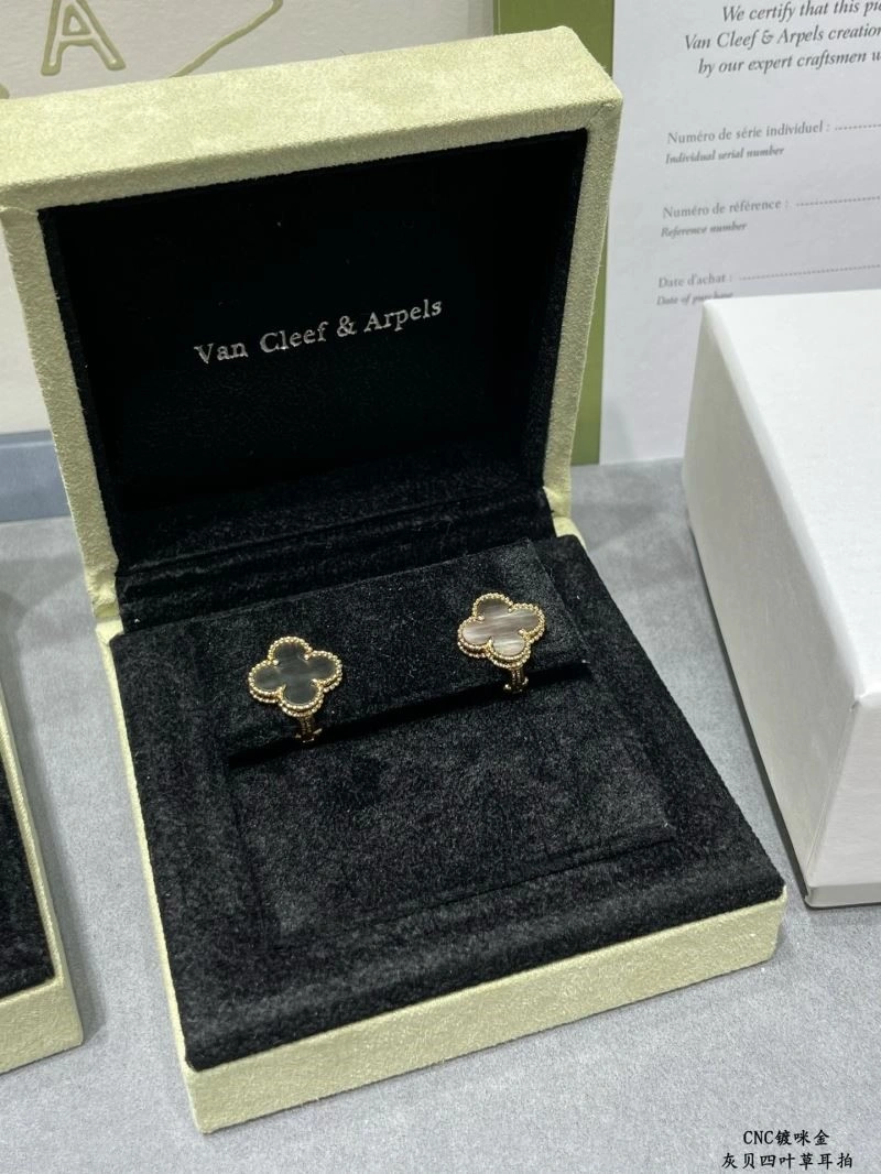 Vca Earrings Premium 254706