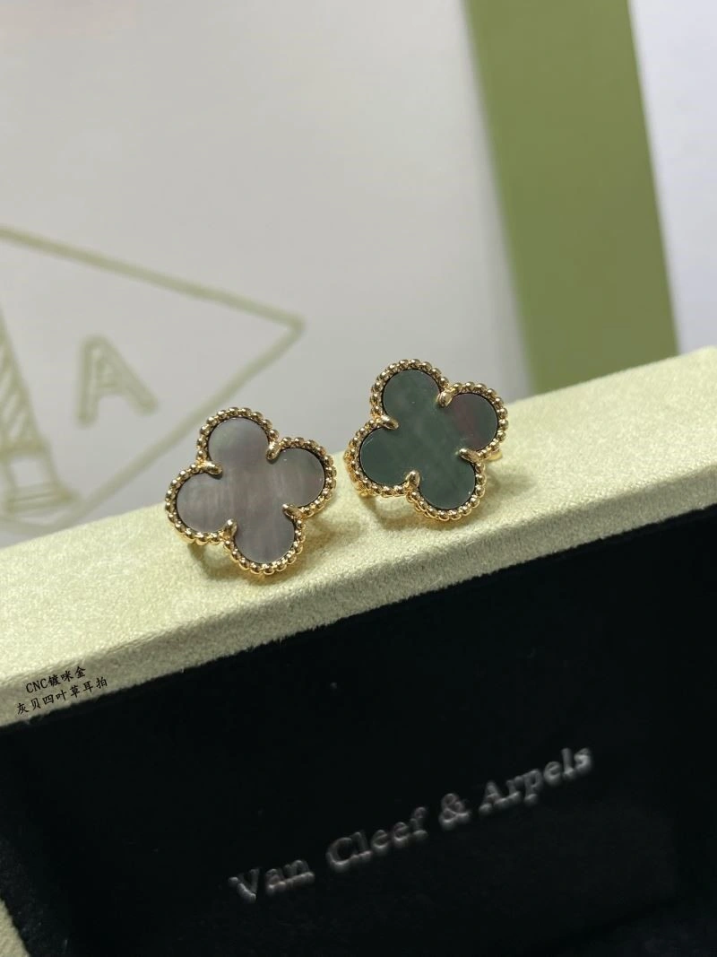 Vca Earrings Premium 254706