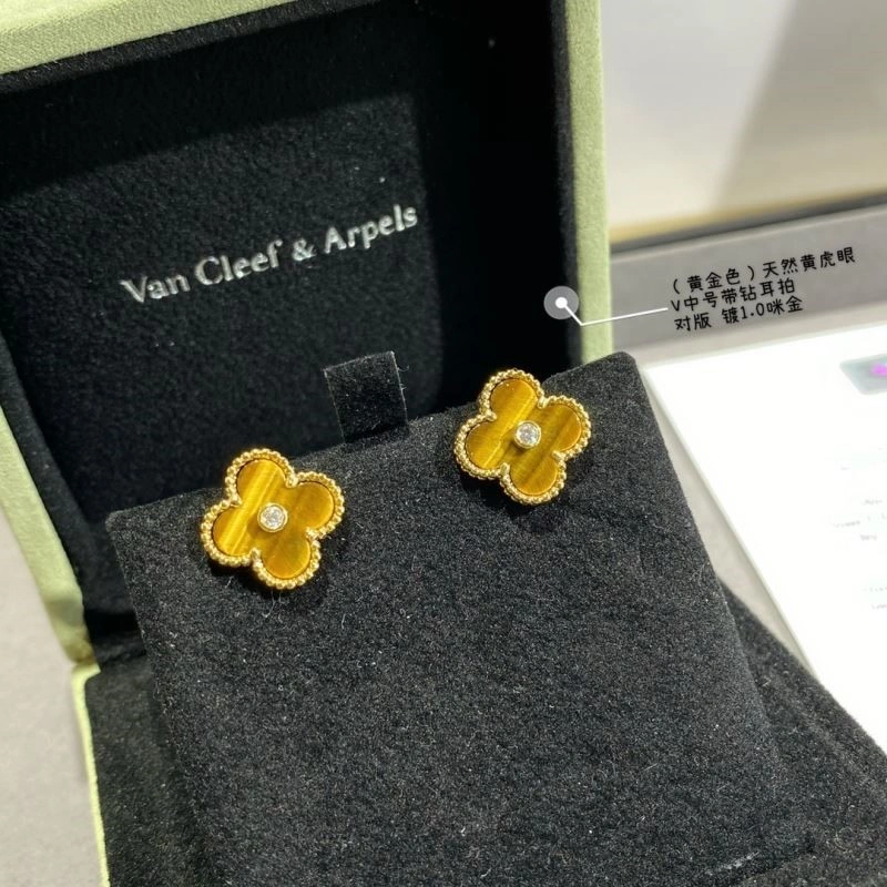 Stylish Vca Earrings 254693