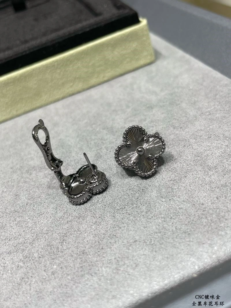 Vca Earrings Versatile 254698