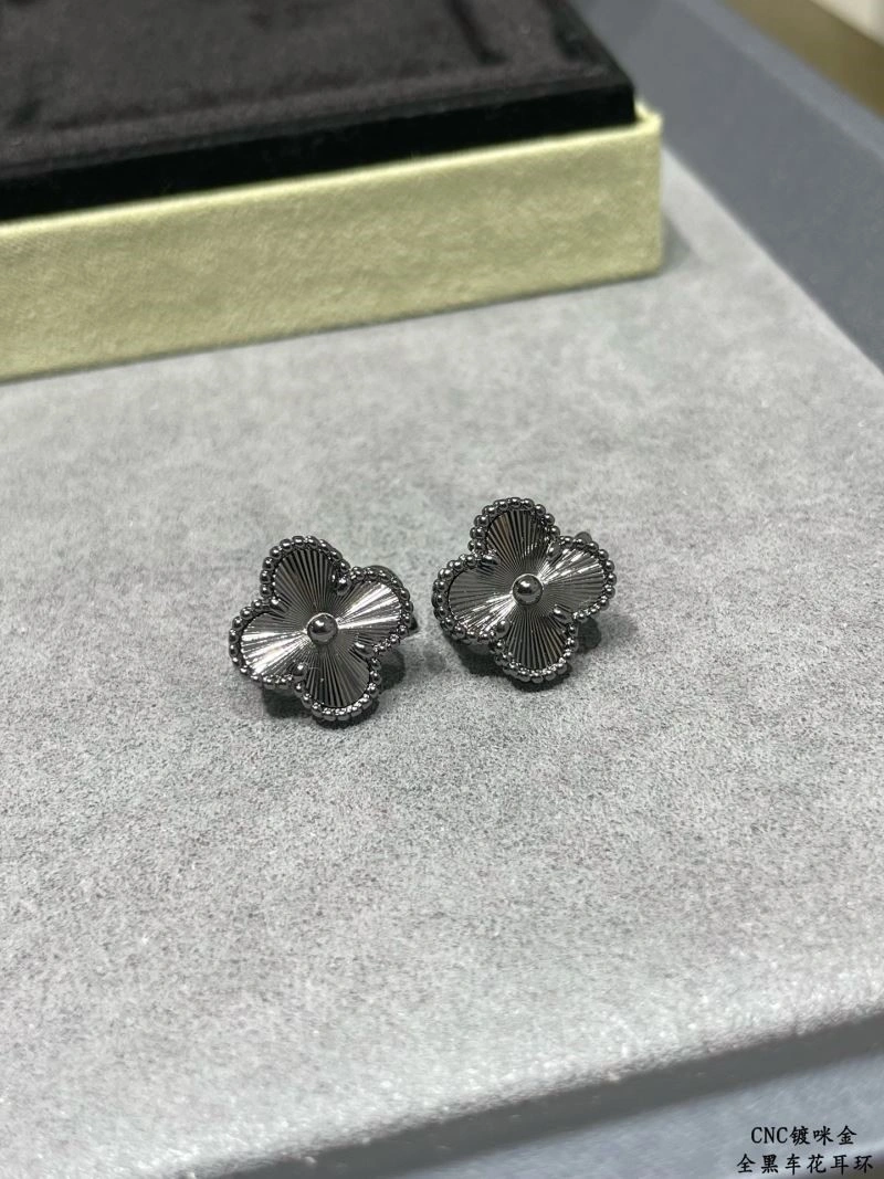 Vca Earrings Versatile 254698