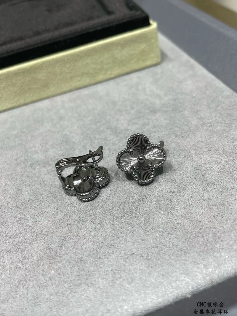 Vca Earrings Versatile 254698