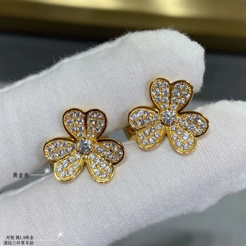 Minimalist Vca Earrings 254719