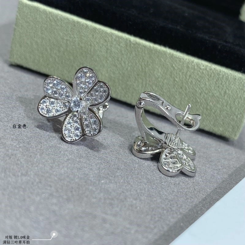 Minimalist Vca Earrings 254719
