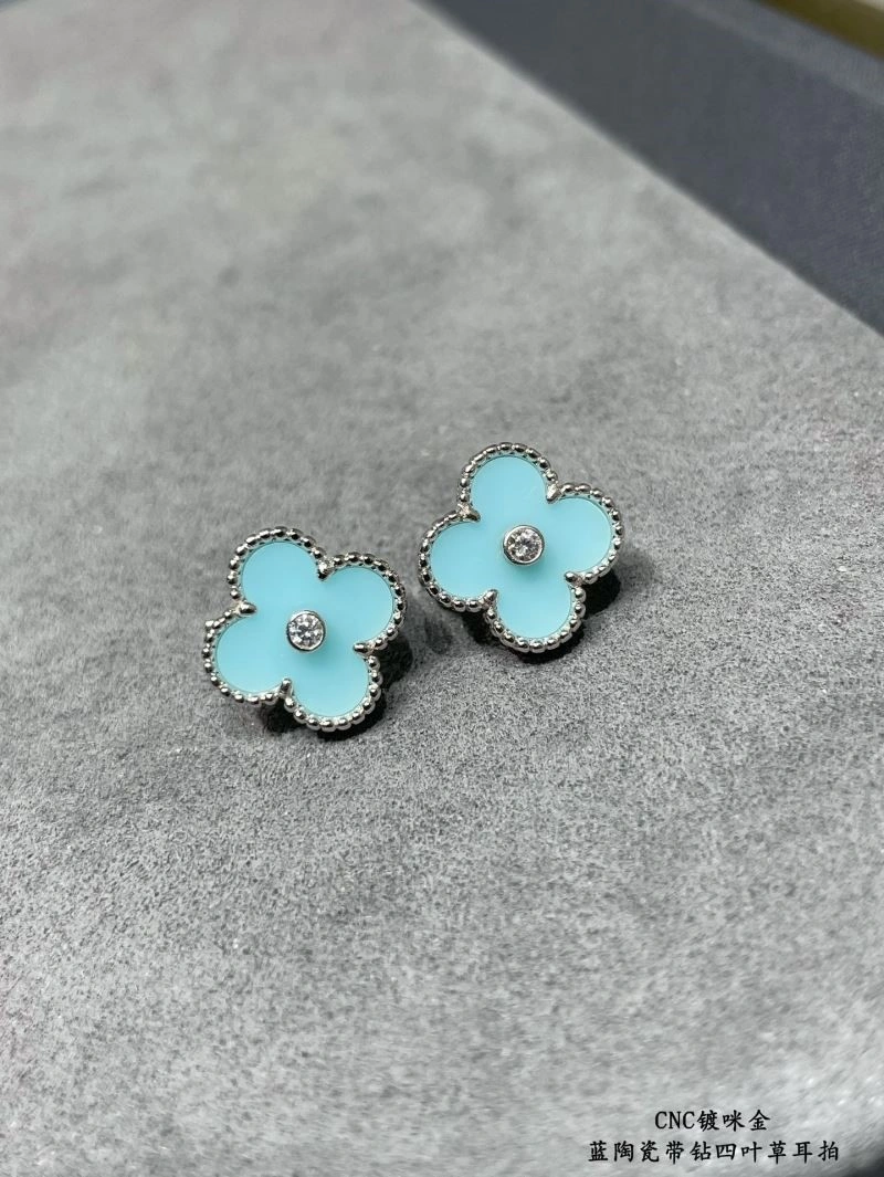 Vca Earrings Refined 254688