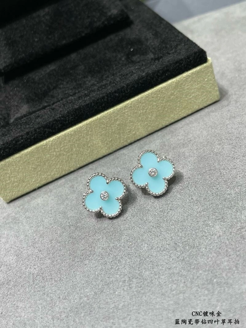 Vca Earrings Refined 254688