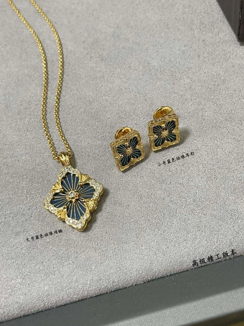 Vca Earrings HighPerformance 254536