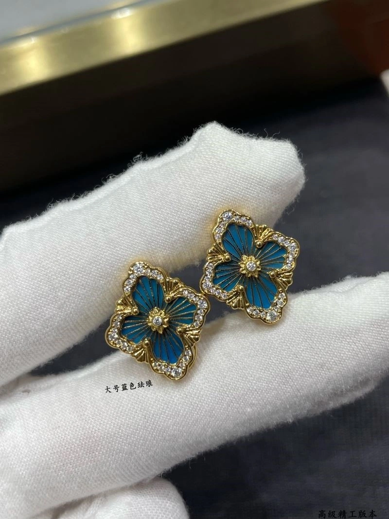 Vca Earrings Soft 254540