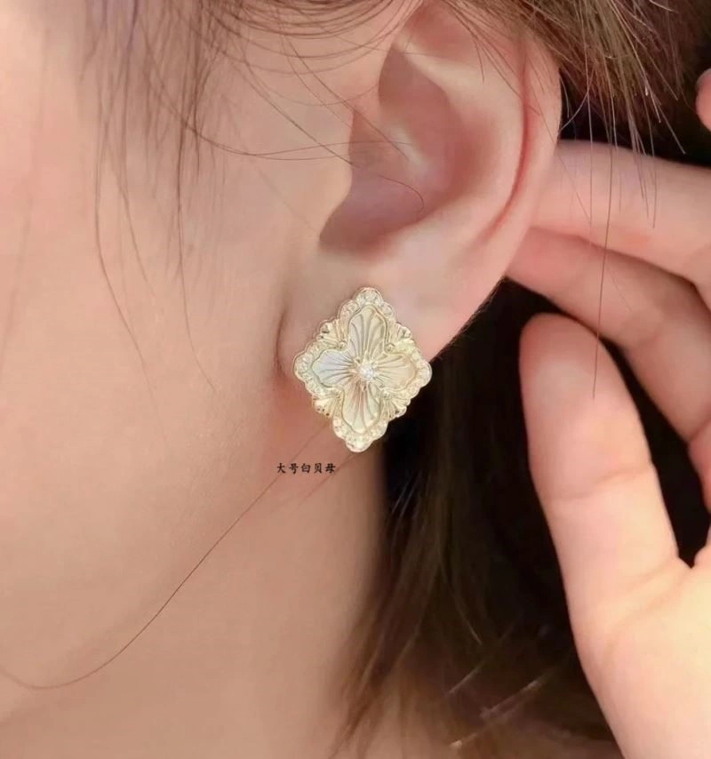 Vca Earrings SoftTouch 254535