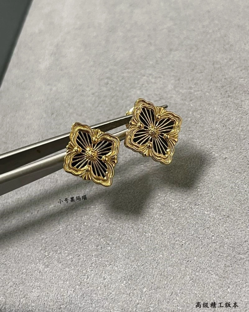 Flexible Vca Earrings 254549