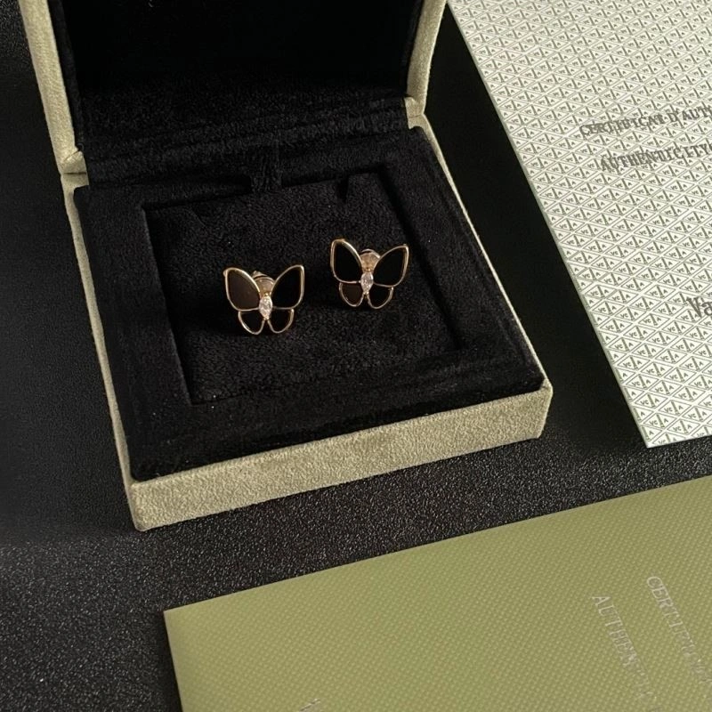 Vca Earrings WaterResistant 254545