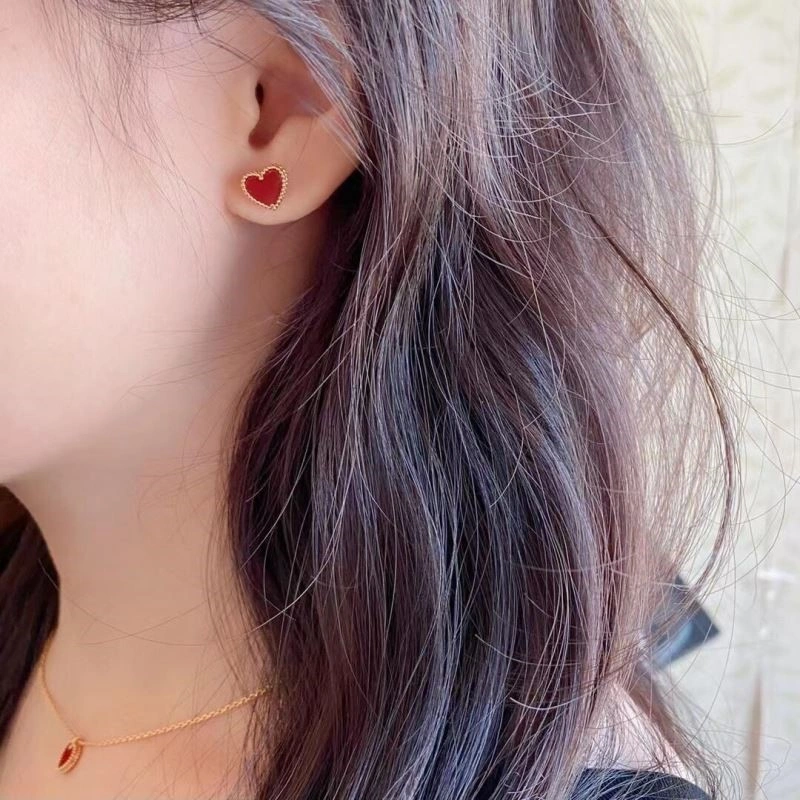 Vca Earrings WaterResistant 254385