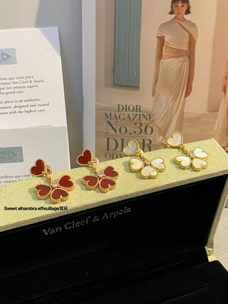 Vca Earrings Breathable 254387