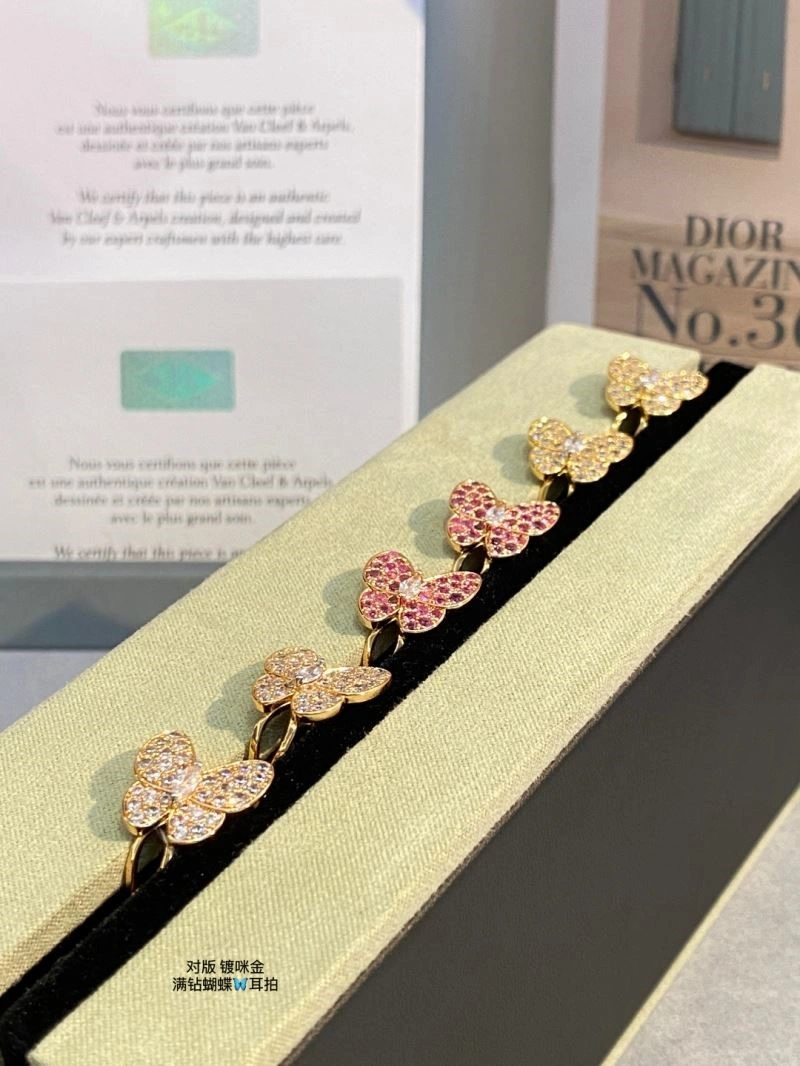 Casual Vca Earrings 254391
