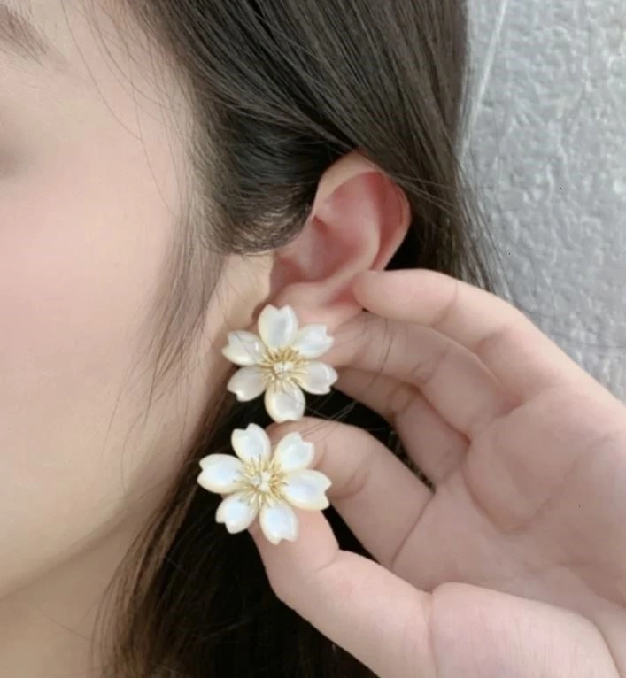 Vca Earrings Classic 254381
