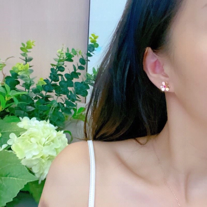 Reliable Vca Earrings 254386